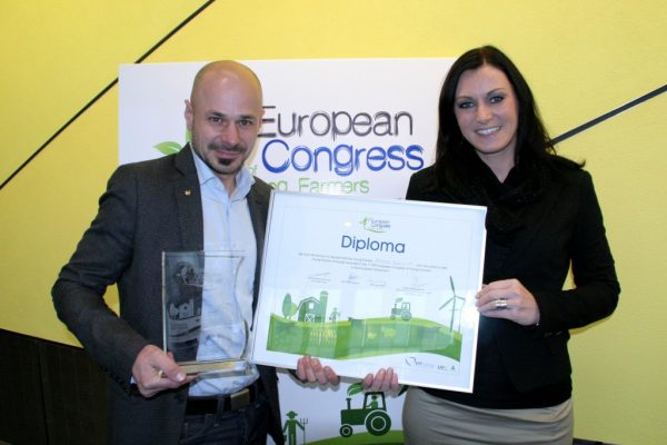 Andreas Gugumuck mit Elli Köstinger im Europäischen Parlament, Best Young Farmer für das Betriebskonzept gekürt. Weitere prestigeträchtige Auszeichnungen sind z.B. Senator im Senat der Wirtschaft und Tropheé Gourmet